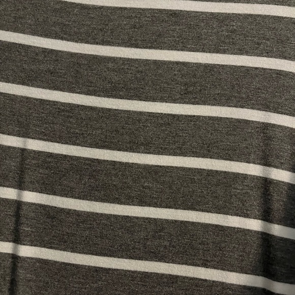 ❤️5for$20❤️XXS Lularoe Irma tunic top - Picture 3 of 3